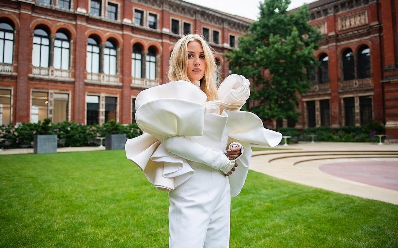 Ellie Goulding Names Newborn Baby Arthur