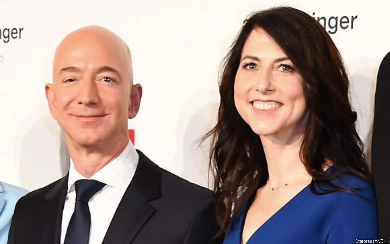 Jeff and MacKenzie Bezos (2019)