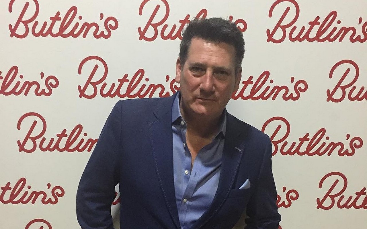 Tony Hadley Used to Put Banana Inside His Pants to Make Himself Appear More Well-Endowed