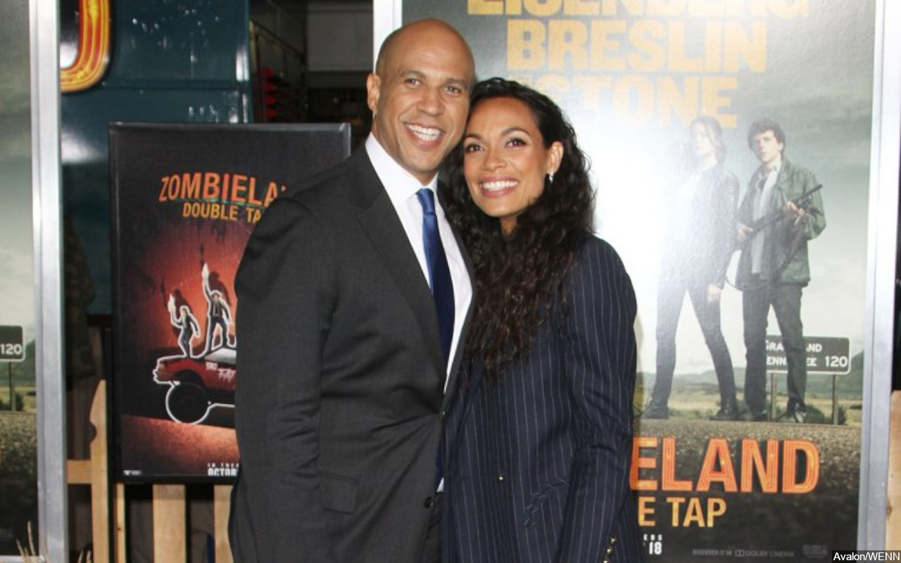Rosario Dawson Labels Moving In With Boyfriend Cory Booker 'Amazing Adventure' - Vimarsana News