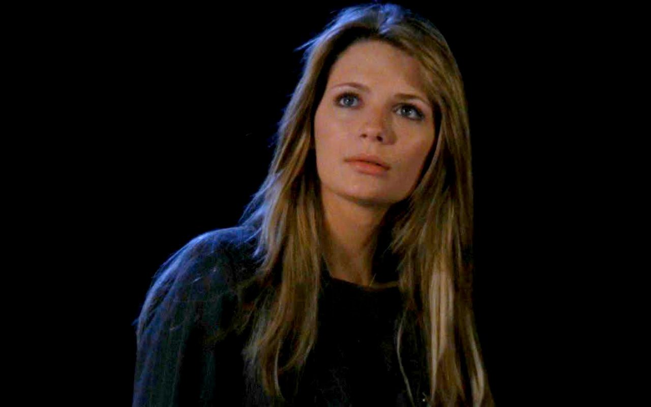 Misa Barton era frustrata dal fatto che il gruppo “The OC” continuasse a presentarsi fino a tardi