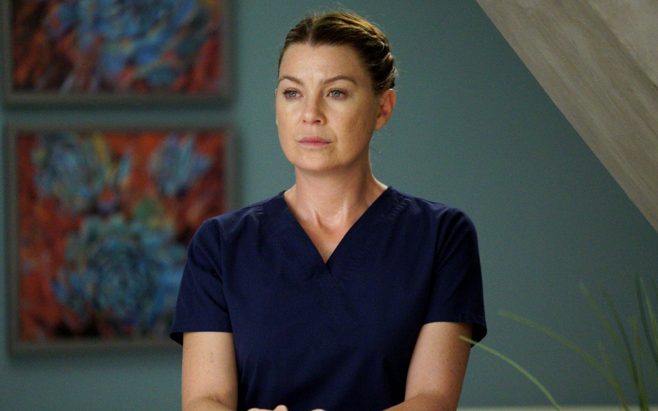 Ellen Pompeo Advises Fan to Run After Spotting Her 'Grey's Anatomy' Photo Displayed on Clinic Wall