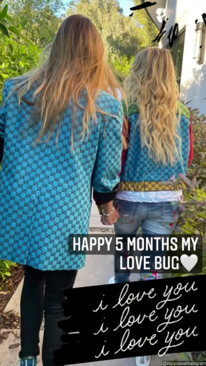 JoJo Siwa's Instagram Story