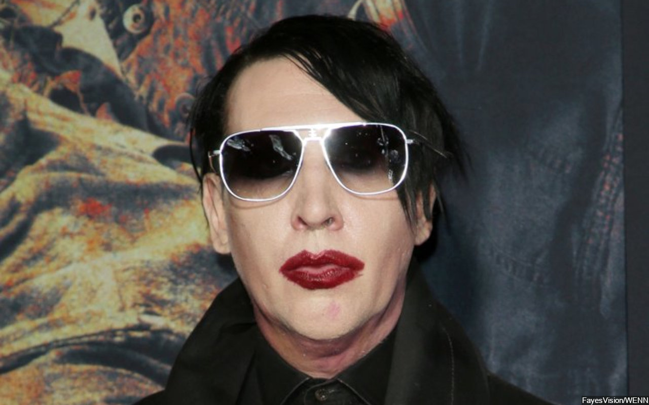 Marilyn Manson Agrees to Surrender to Police One Month After Being Wanted Man for Alleged Assault - Vimarsana News