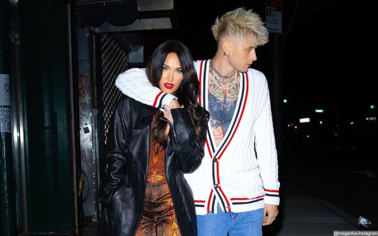 Megan Fox Wrote '101 Reasons' Not to Date Machine Gun Kelly Before Their Romance