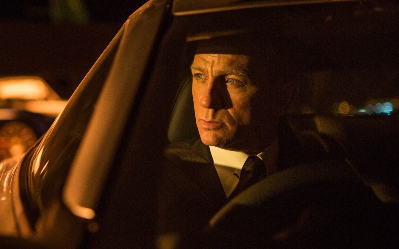 'Spectre' Injury Made Daniel Craig Think He's Not 'Physically Capable' of Doing Another Bond Film