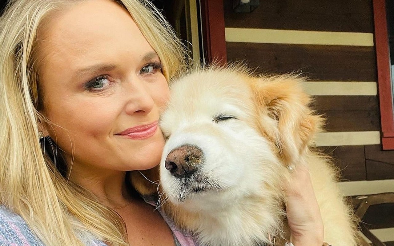 Miranda Lambert Mourning Death of Beloved Dog Jessi 