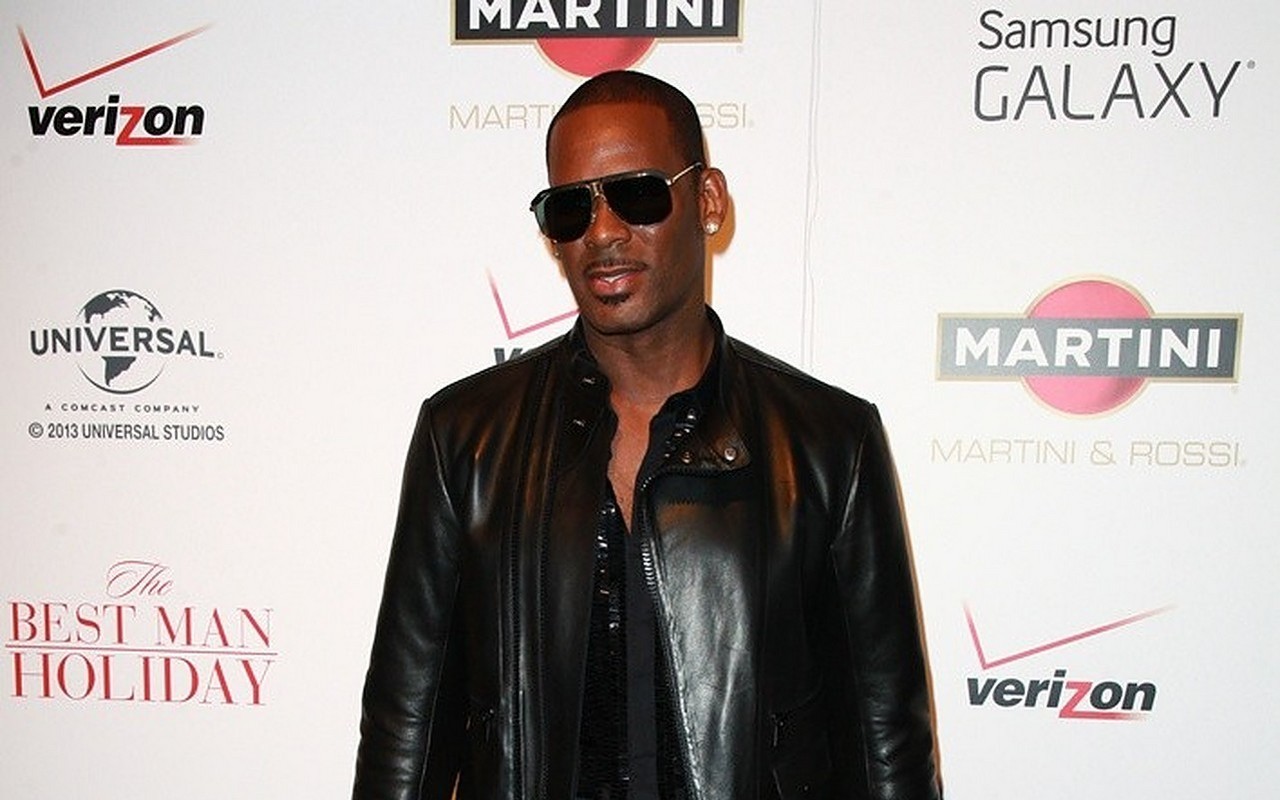 r kelly age r kelly age