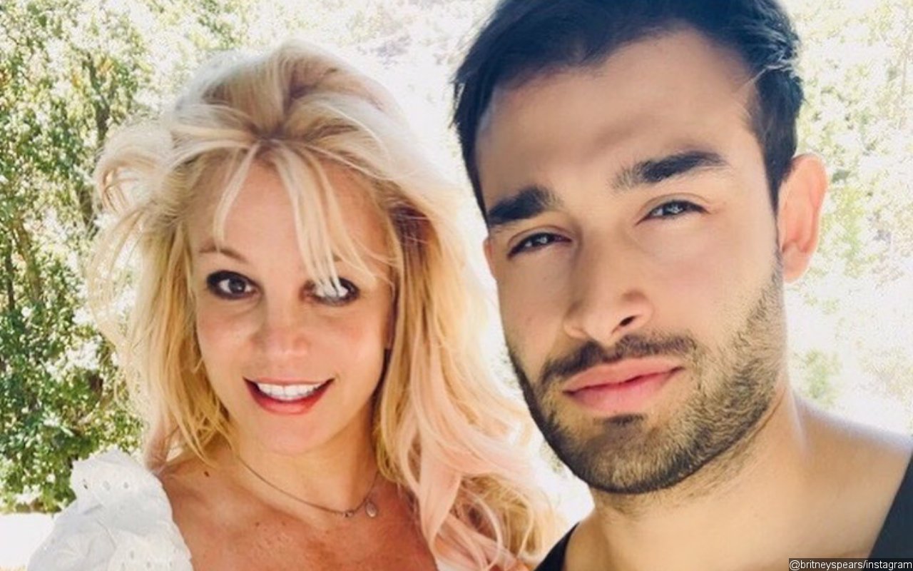 Britney Spears Thanks Boyfriend Sam Asghari for His Support During 'Hardest Years' of Her Life 