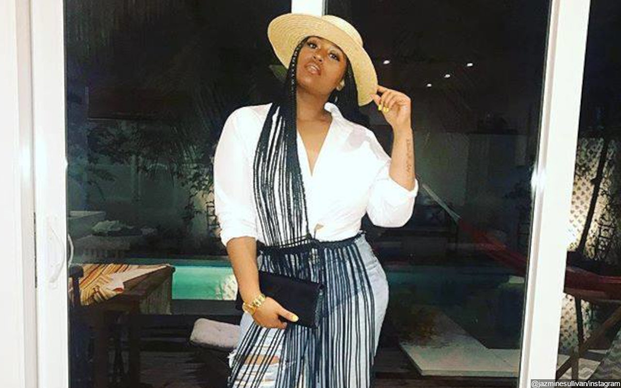 Jazmine Sullivan Trending on Twitter After Posting Fans' Secrets on Her IG Stories