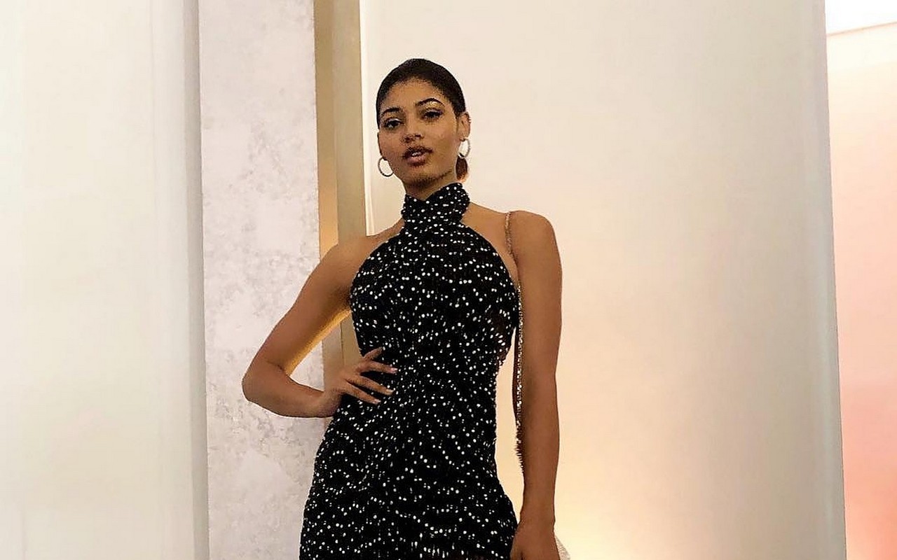 Danielle Herrington Shows Off Stunning Post-Baby Body as She Introduces Baby Son 