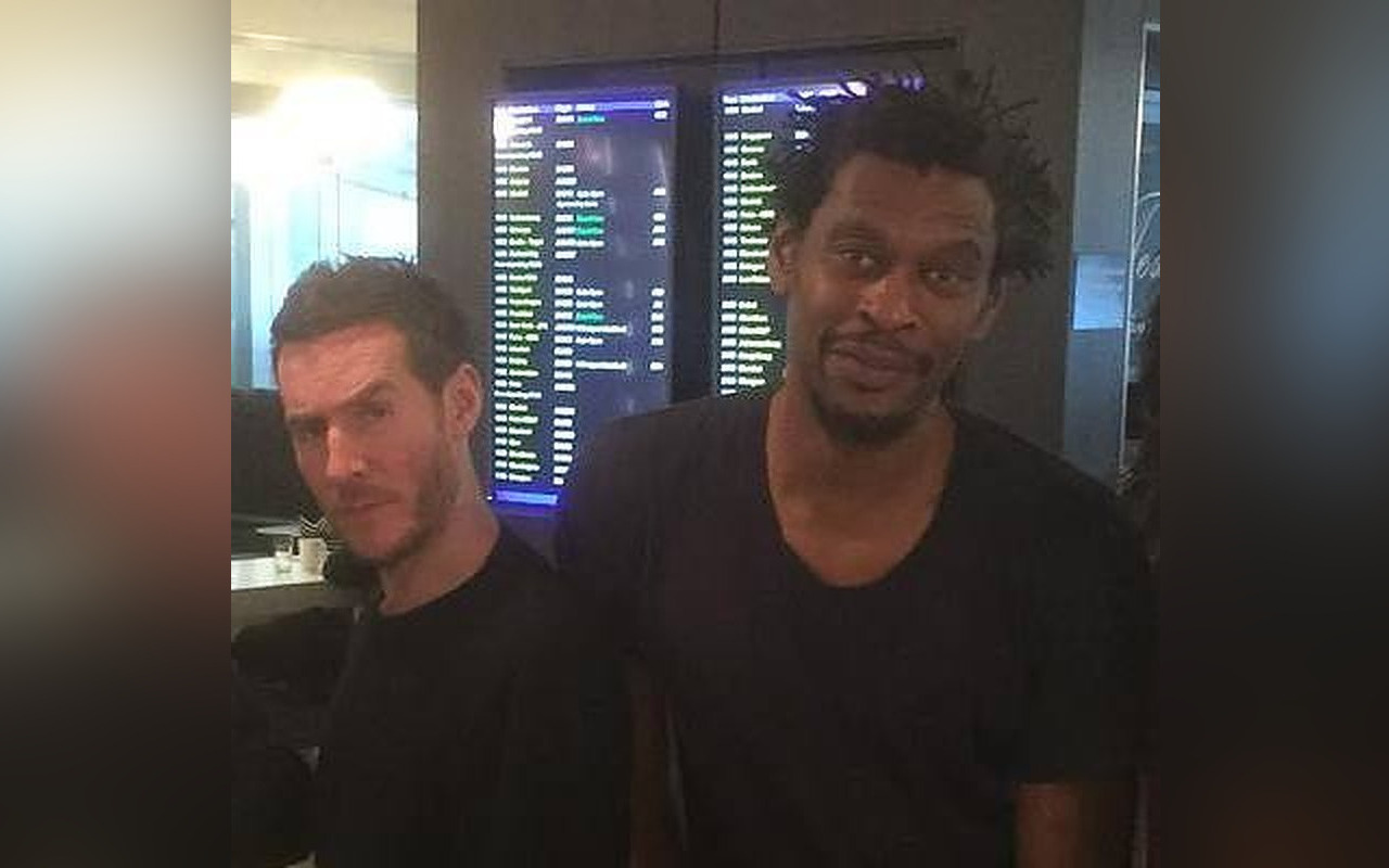 Massive Attack Call Off Concert Over Venue's Link to Arms Exhibition