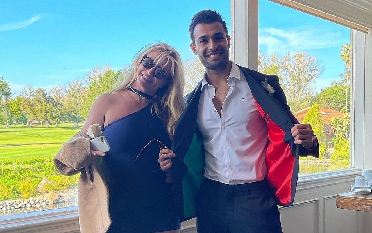 Britney Spears Shows Off 'Lioness' Ring Following Sam Asghari Engagement