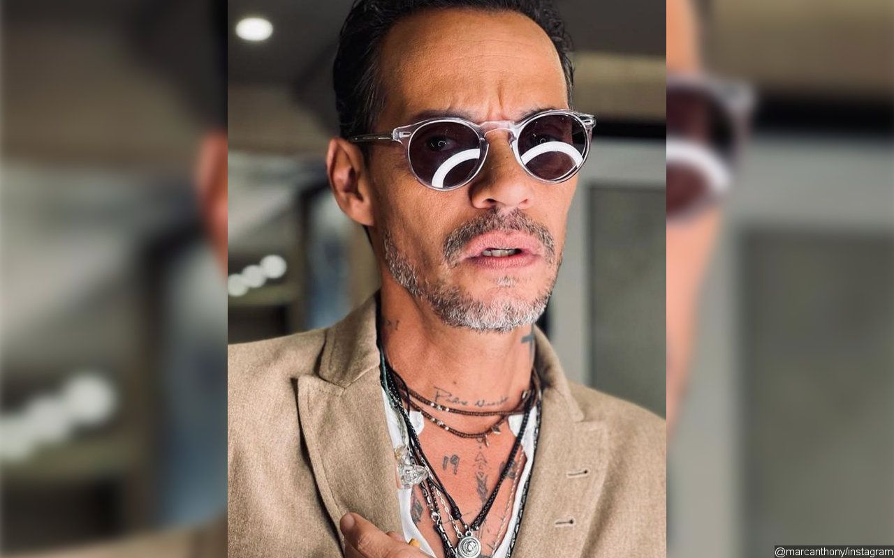 Marc Anthony Confirms New Romance by Kissing His GF on 2021 Billboard Latin Music Awards Red Carpet