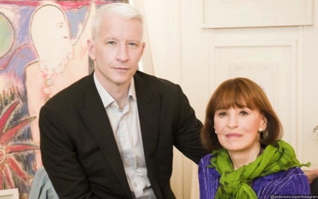 Anderson Cooper Recalls His Mom's 'Crazy' Offer to Be Surrogate for His Child at 85