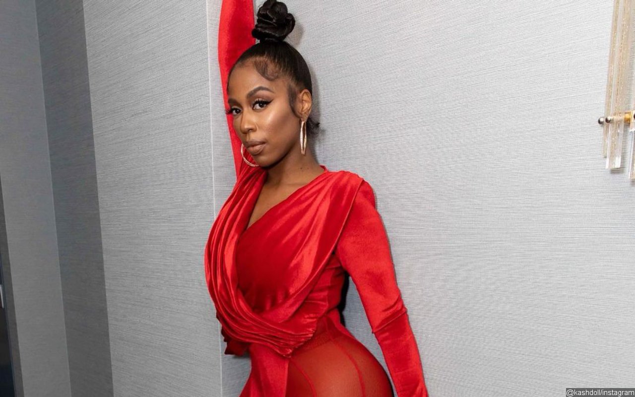 Watch Kash Doll Hilariously Blocking Her Mother From Watching Her Sex Scene on 'BMF'
