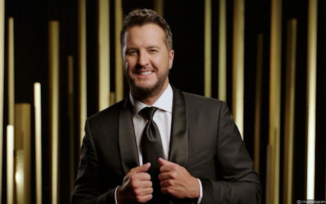 Luke Bryan to Make Historic Hosting Gig at 2021 CMA Awards Fun and Memorable