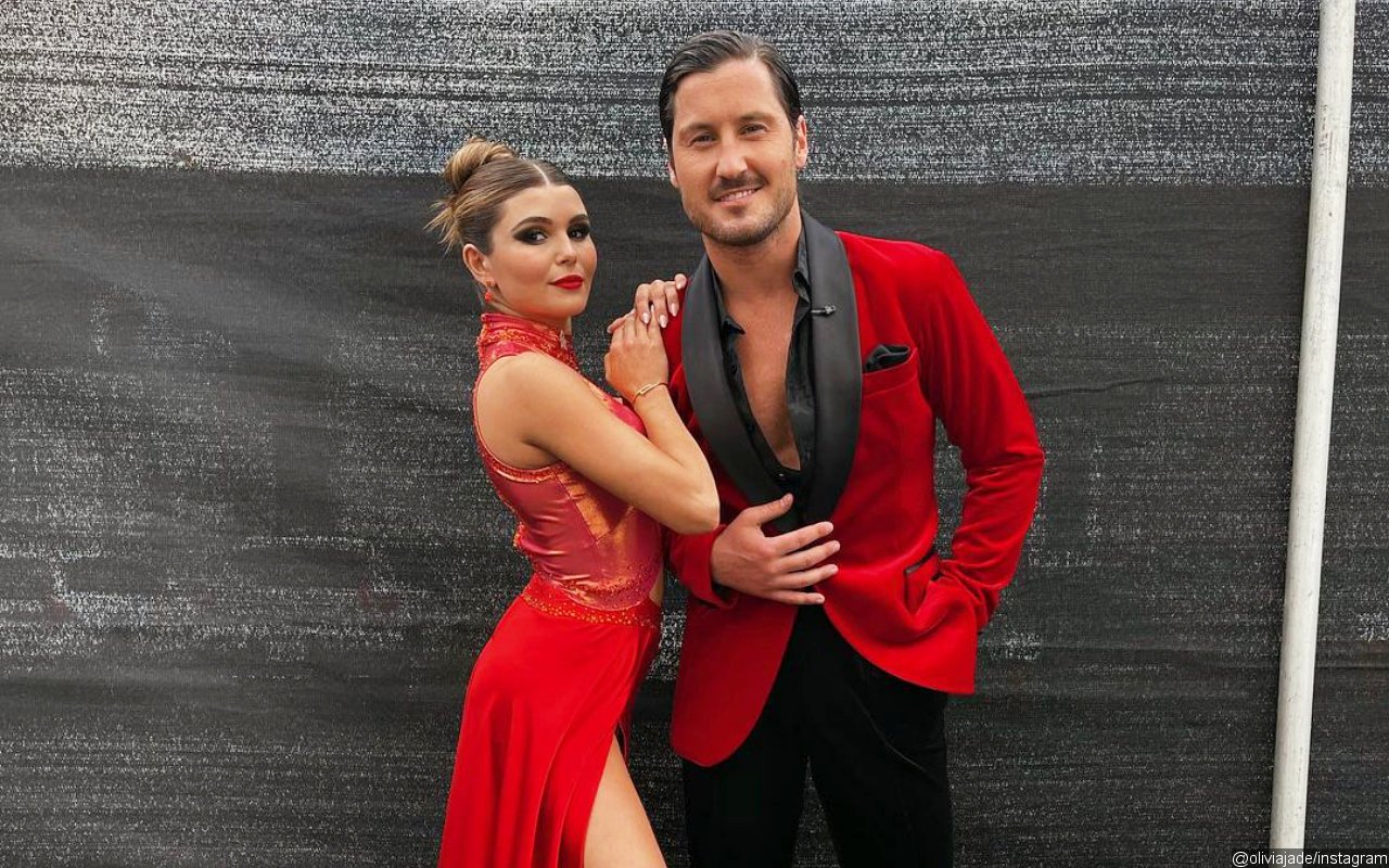 Olivia Jade Shuts Down Rumors of Her Hooking Up With Married 'DWTS' Partner Val Chmerkovskiy 