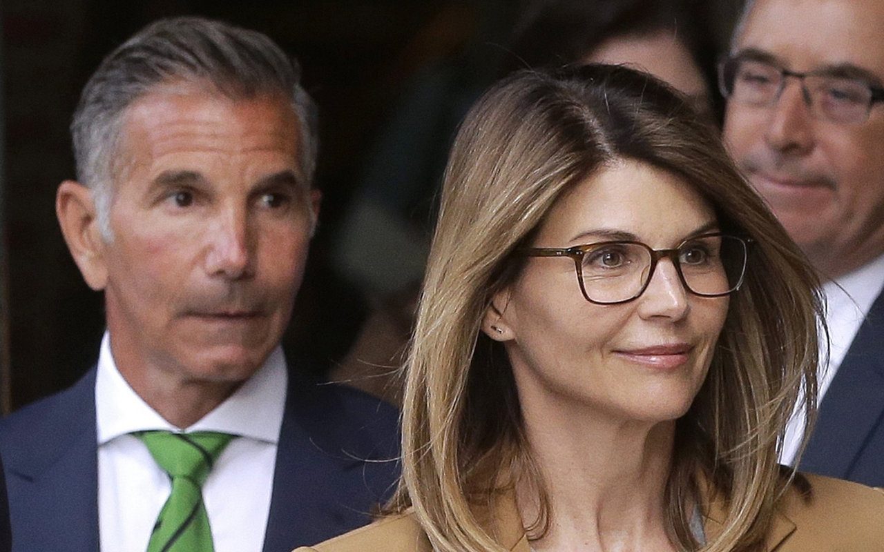 Lori Loughlin and Mossimo Giannulli Ask Permission to Go to Cabo Again