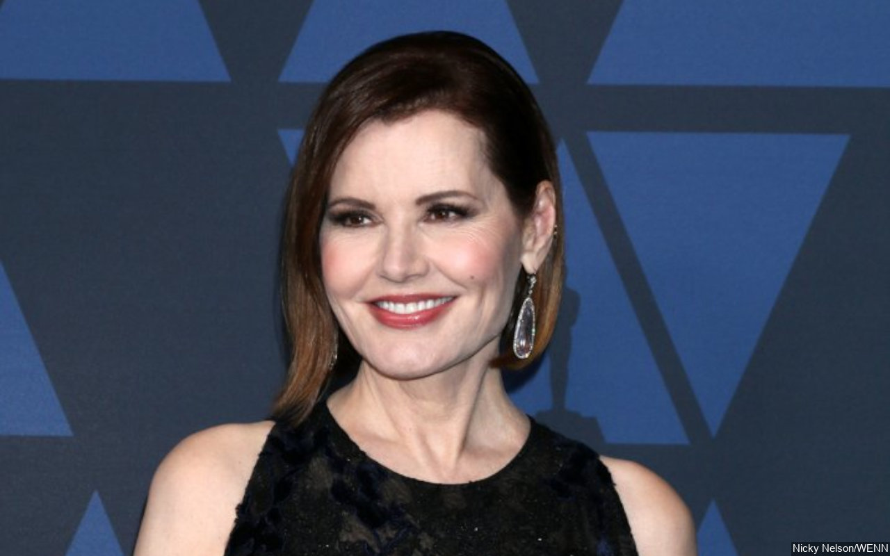 Geena Davis Goes Barefoot and Looks Unrecognizable With No Makeup After Finalizing Divorce - Vimarsana News