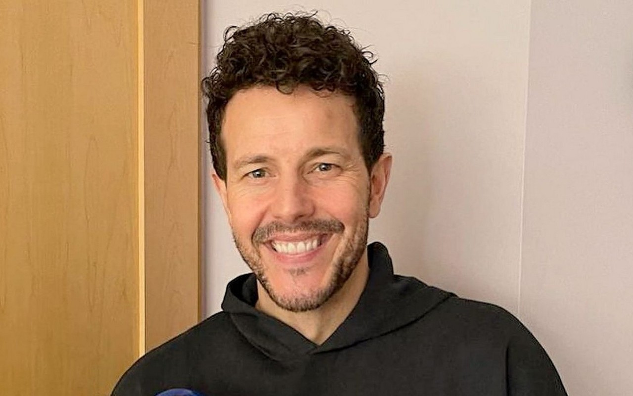 Lee Latchford-Evans Becomes Second Member to Test Positive for Covid-19 Amid Steps Tour