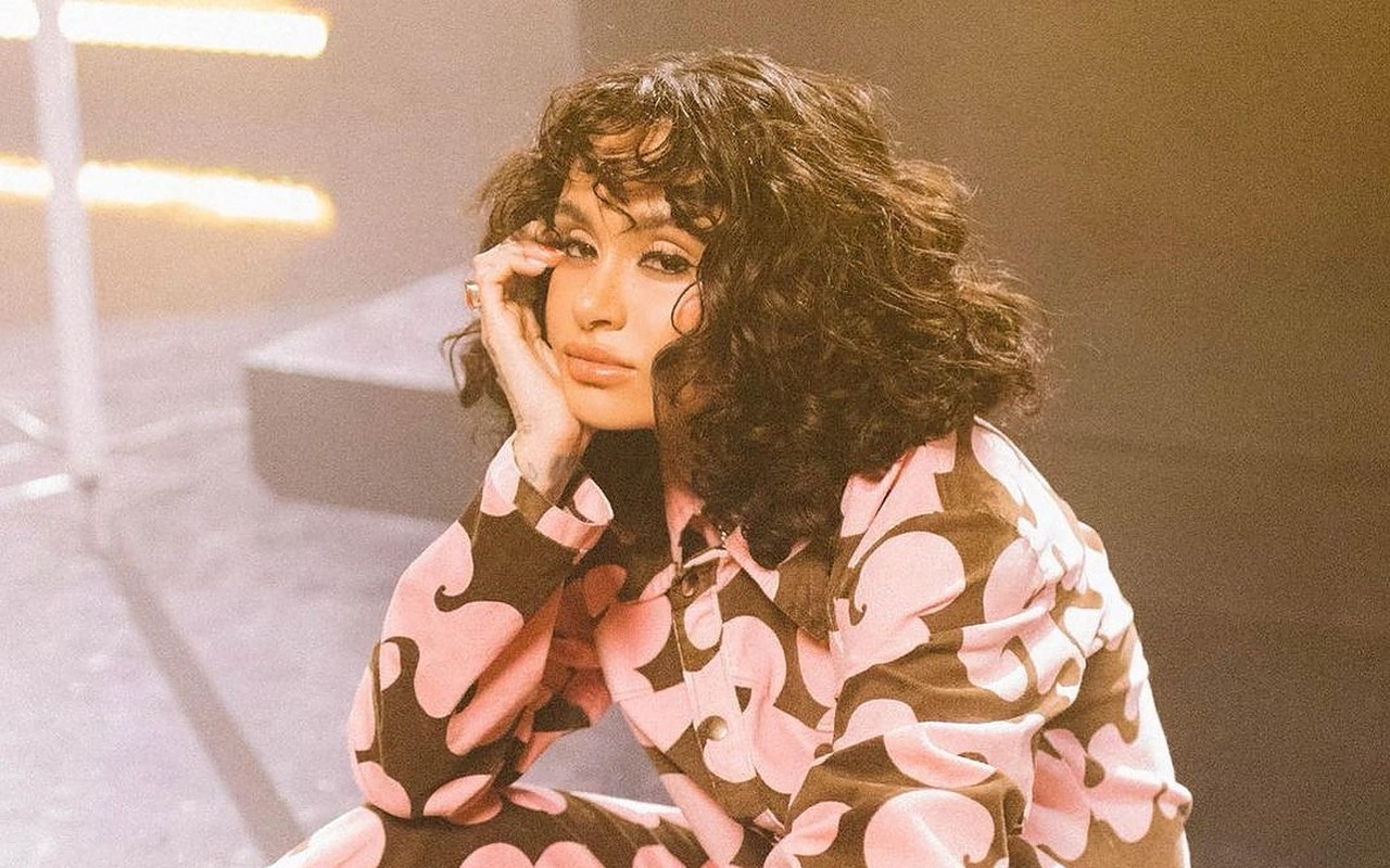 Kehlani Deletes Twitter After Accusing Media of Turning Breast Implant Removal Story Into Clickbait