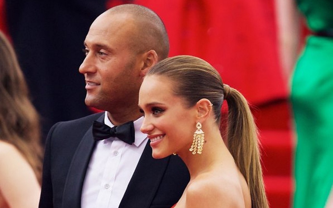 Derek Jeter and Wife Spark Surrogate Rumors After Secretly Welcoming Daughter No. 3 - Vimarsana News