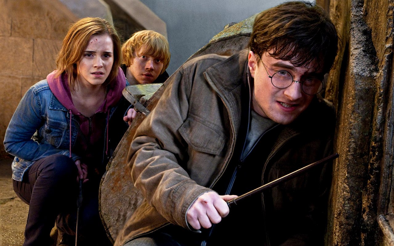 Daniel Radcliffe, Emma Watson, Rupert Grint Reunite in 1st Photo of 'Harry Potter' Anniv Special