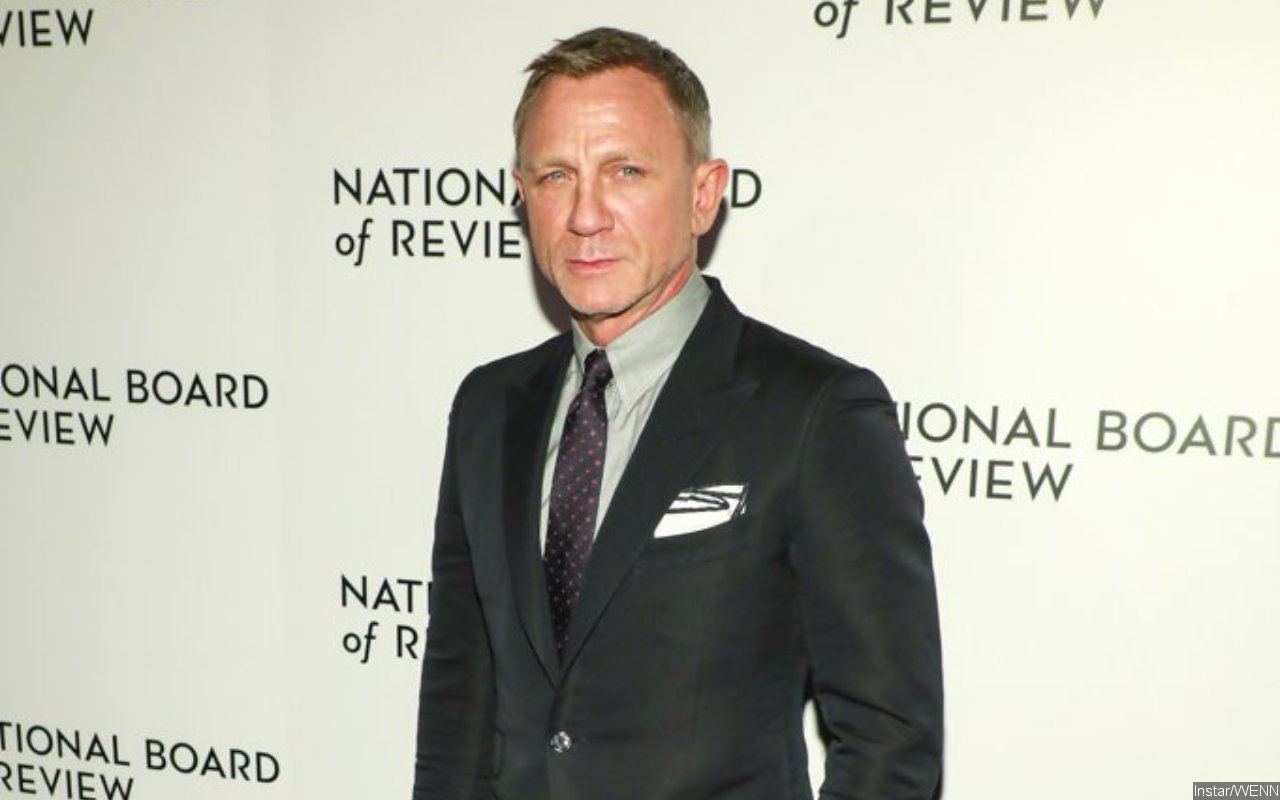 Daniel Craig