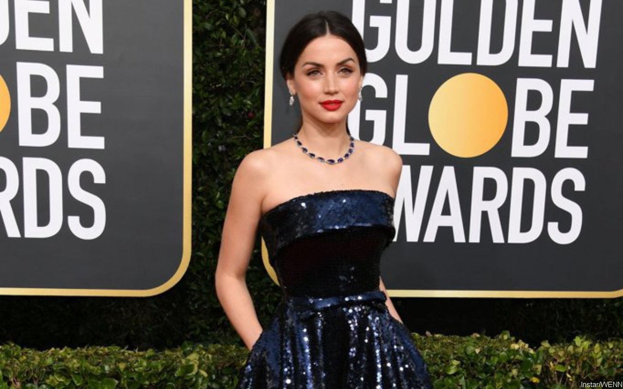 Ana De Armas Caught Kissing Paul Boukadakis Amid Romance Rumors - Vimarsana News