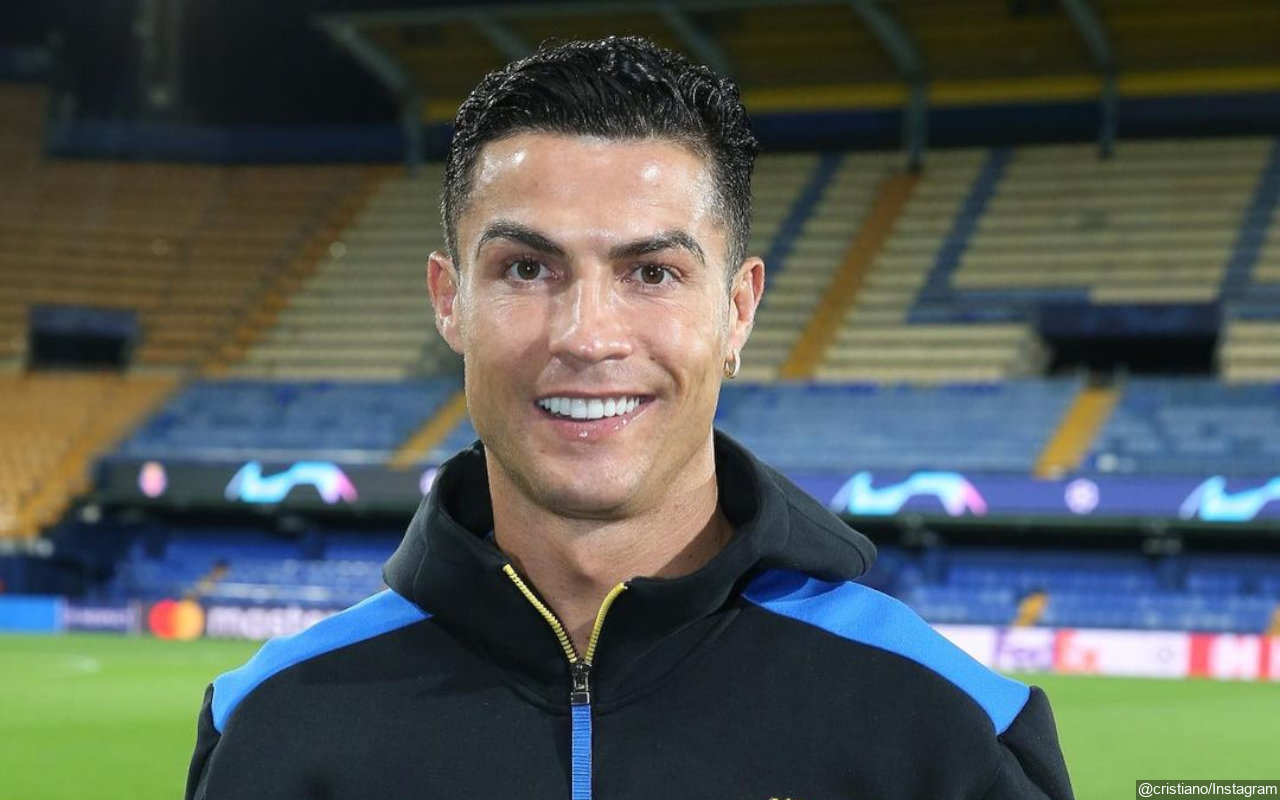 Cristiano Ronaldo Unveils Unborn Twins' Gender With Adorable Family Video