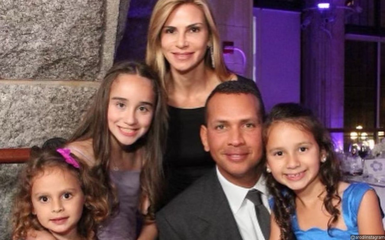 Alex Rodriguez Calls Ex-Wife Cynthia Scurtis 'Wonderful Mom' in Birthday Tribute