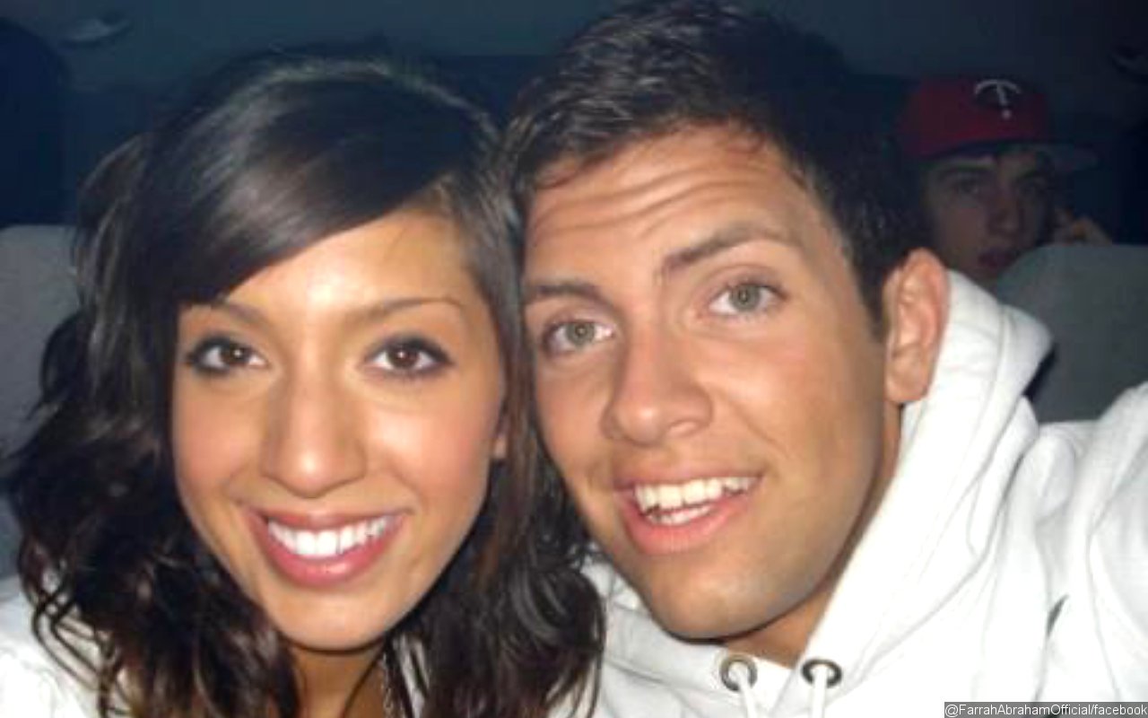 Farrah Abraham Honors 'Love of My Life' Derek Underwood on His 13th Death Anniversary