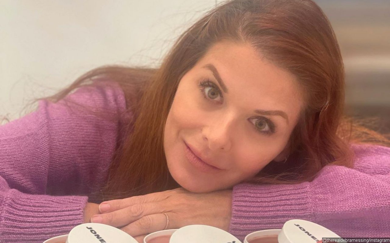 Debra Messing Contracts COVID-19 Nearing 'Perfect End' of 2021