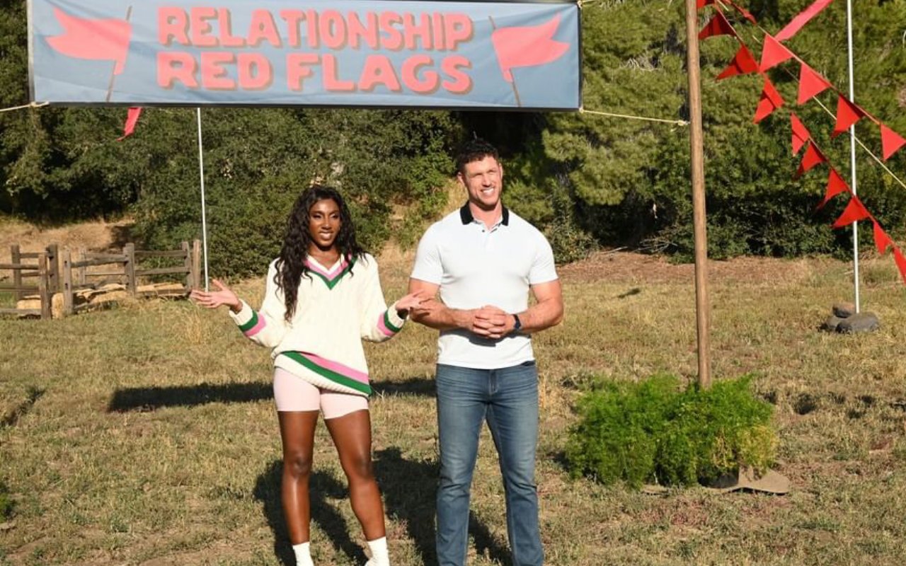 'The Bachelor' Recap: Clayton Echard Seemingly Plans to Take Back a Rose From a Contestant