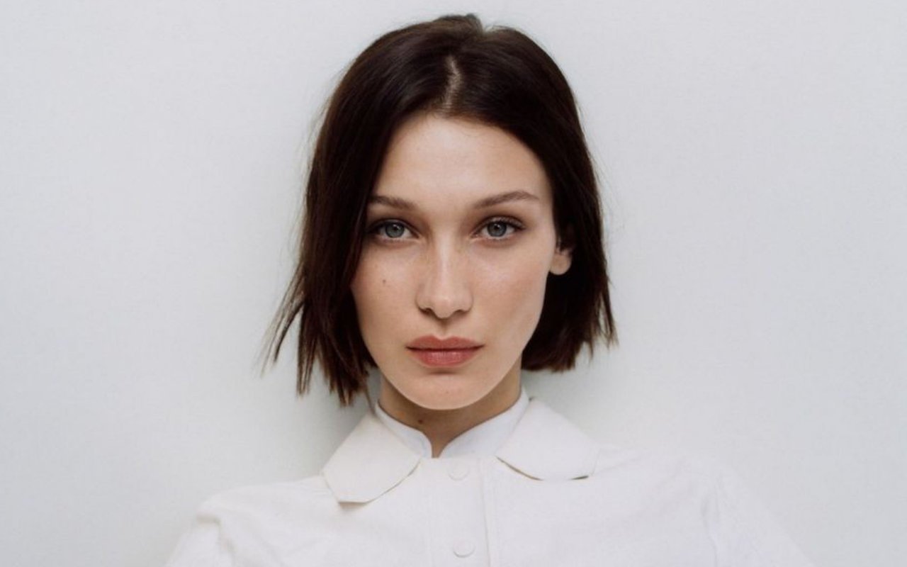 Bella Hadid Reveals Her Tearful Post Made Her 'Less Lonely' Amid 'Excruciating' Mental Health Issue