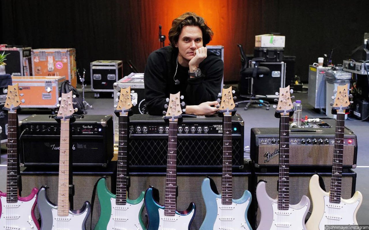 John Mayer Briefly Stops First Live Show in Two Years to Assist an Unconscious Fan