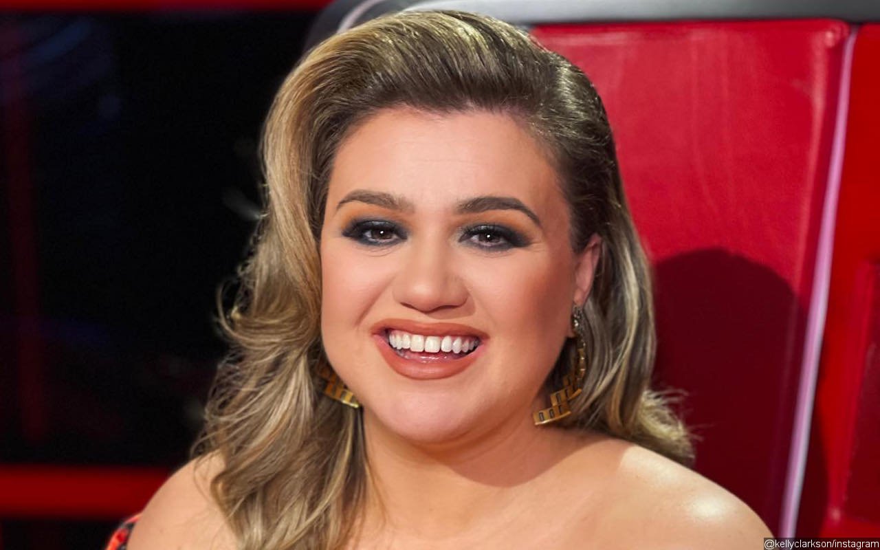 Kelly Clarkson Files to Officially Change Name to Kelly Bria