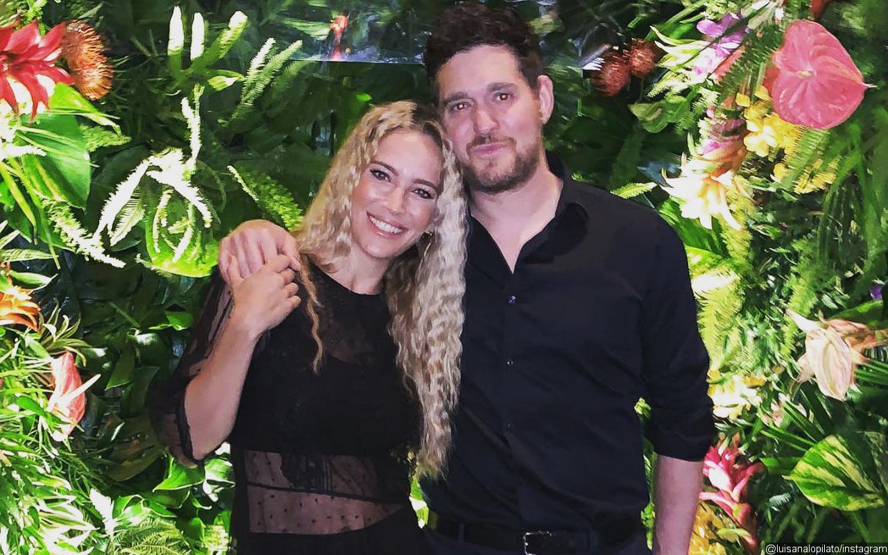 Michael Buble's Wife Flaunts Baby Bump in His New MV as She Reveals They're Expecting Fourth Child