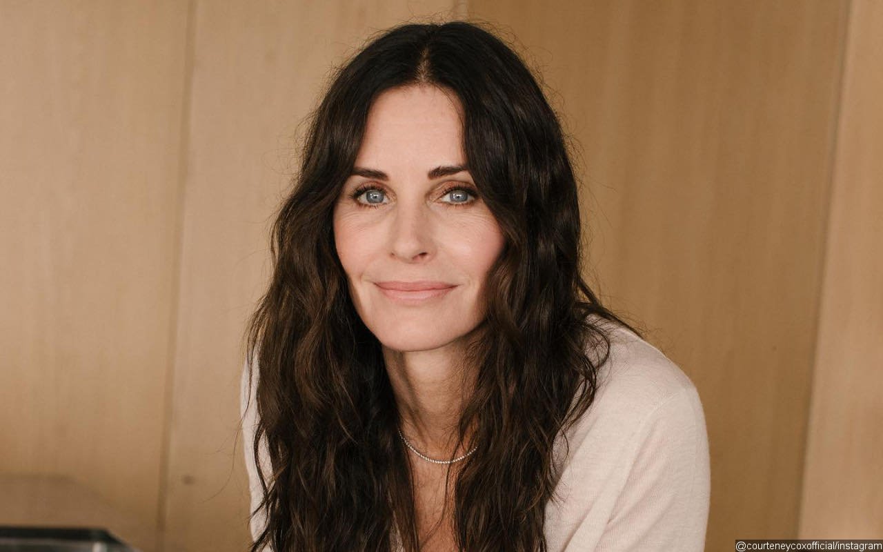 Courteney Cox Admits She Looked 'Really Strange' After Past Cosmetic Procedures