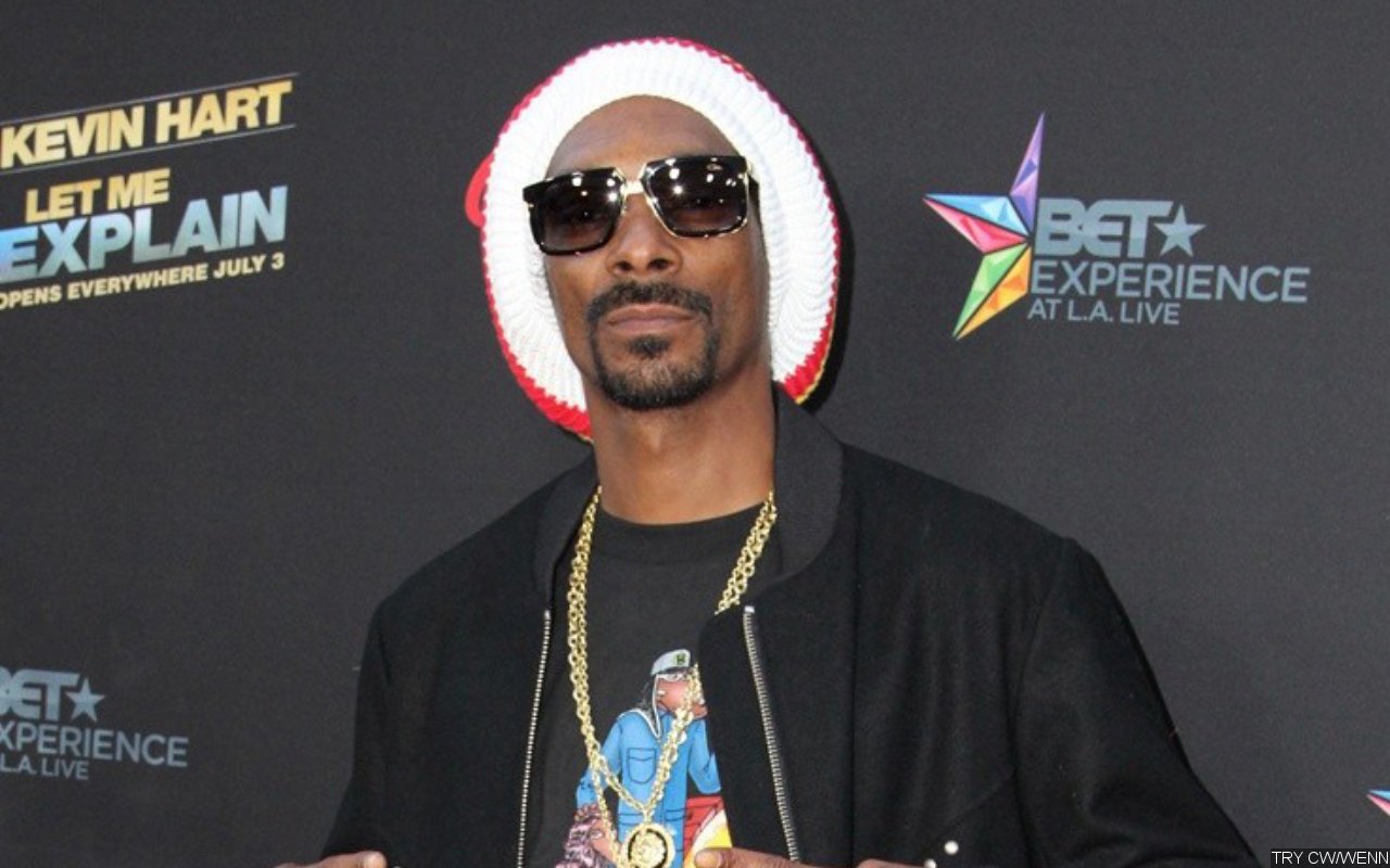 Fans Defend Snoop Dogg After Uber Eats Driver Threatens to Sue Him for Sharing His Personal Info - Vimarsana News
