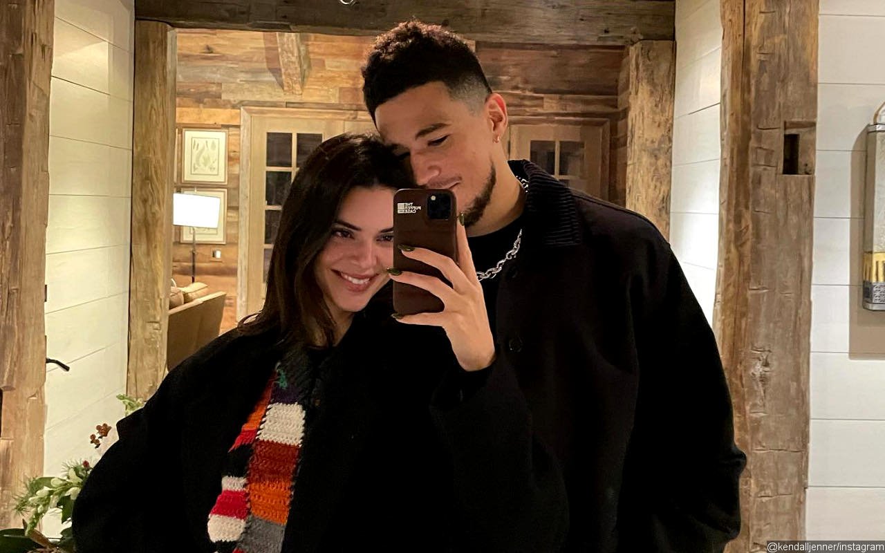 Kendall Jenner's Beau Devin Booker on Dating Her in the Limelight: 'I Wouldn't Say Hard'