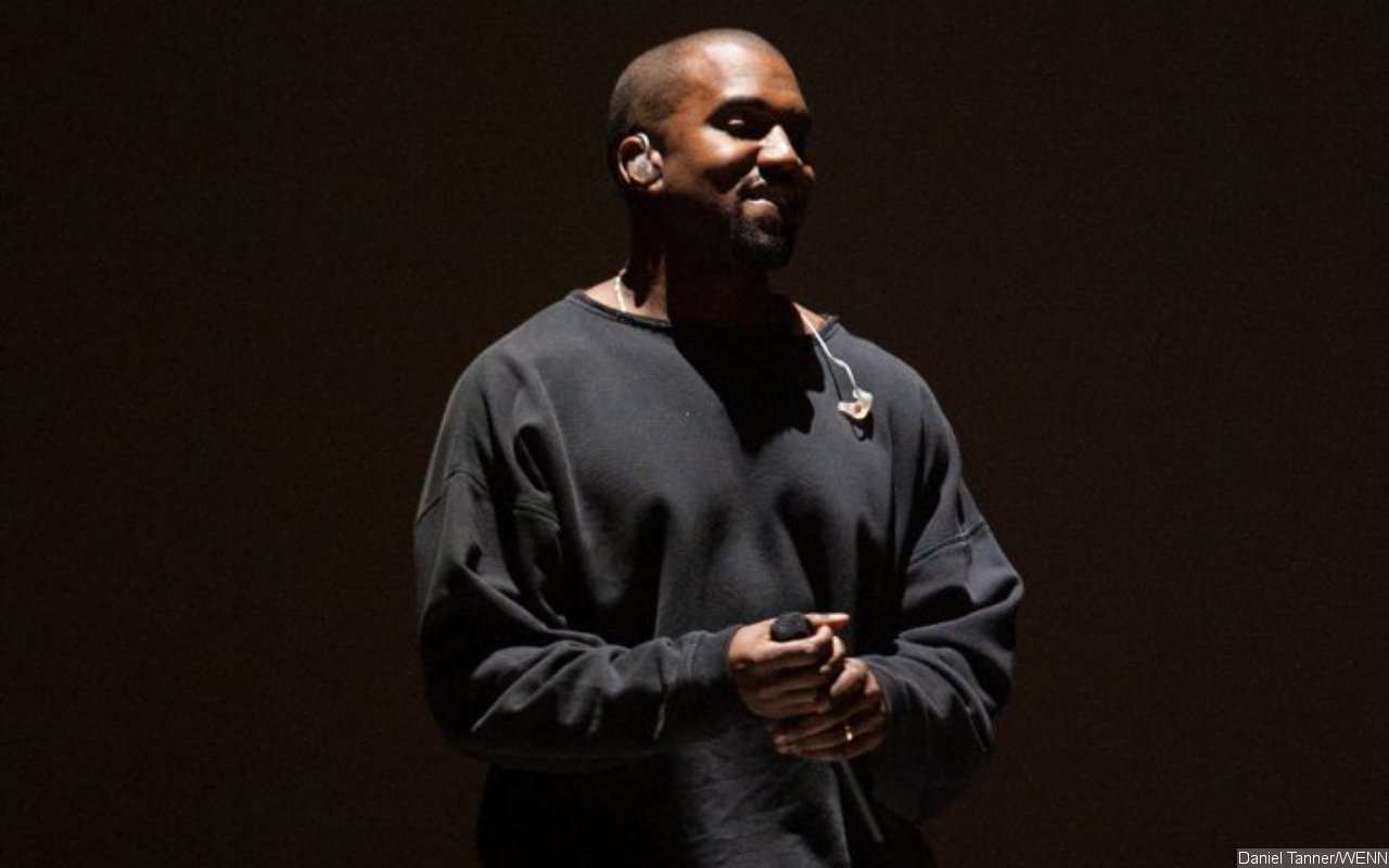 Report: Kanye West In Talks To Perform At 2022 Grammys After He Got ...
