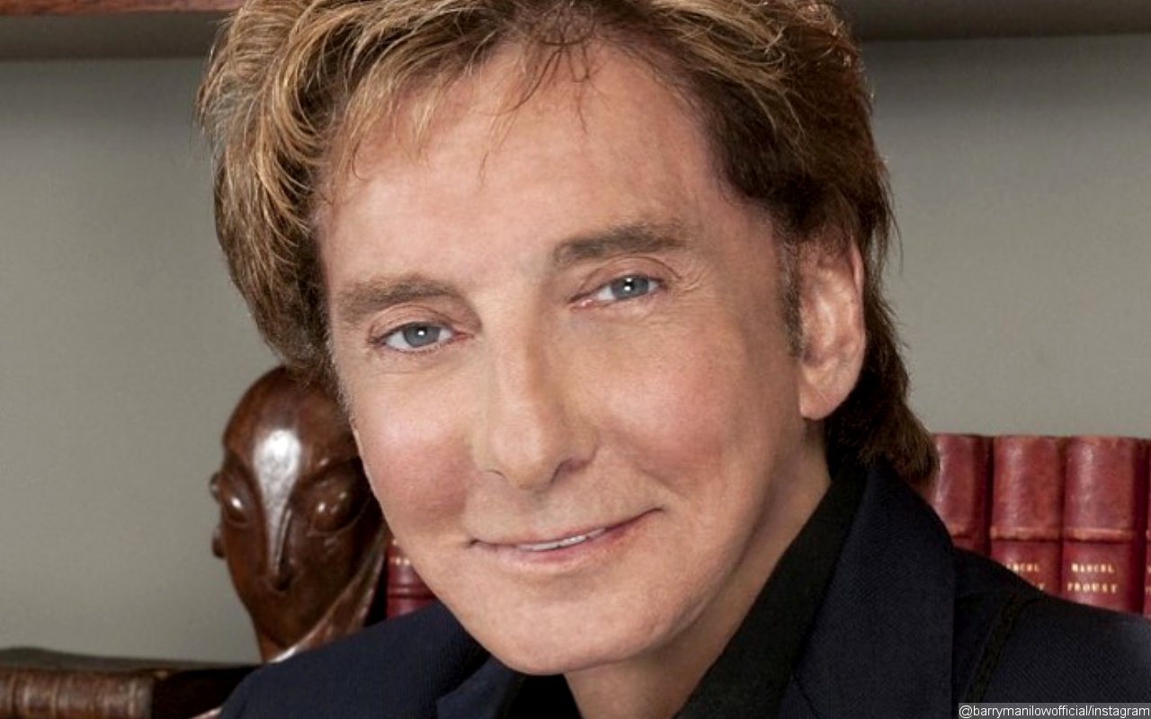 Barry Manilow Left 'Heartbroken' to Skip 'Harmony' Musical Opening Night After Catching COVID-19
