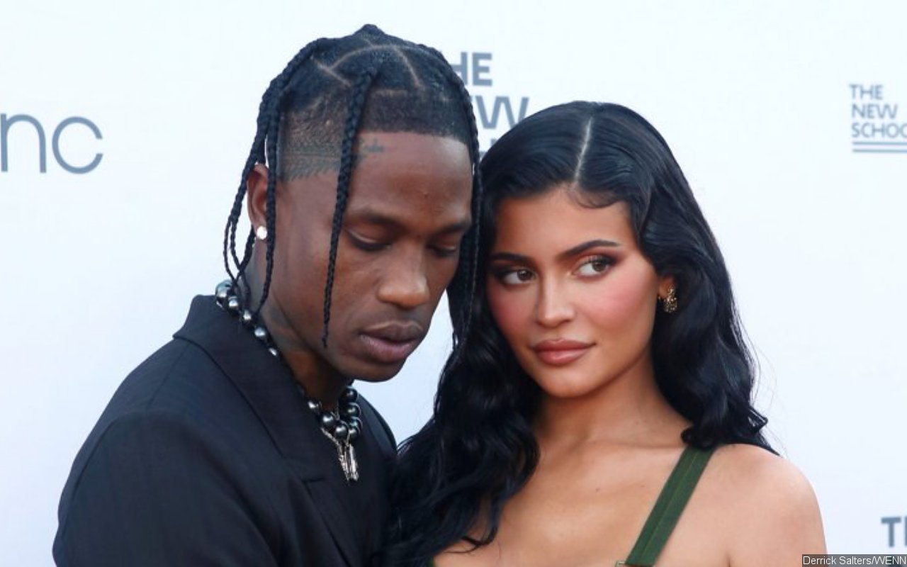 Kylie Jenner Shares New Photo of Her Son With Travis Scott at the Kardashians' Easter Celebration
