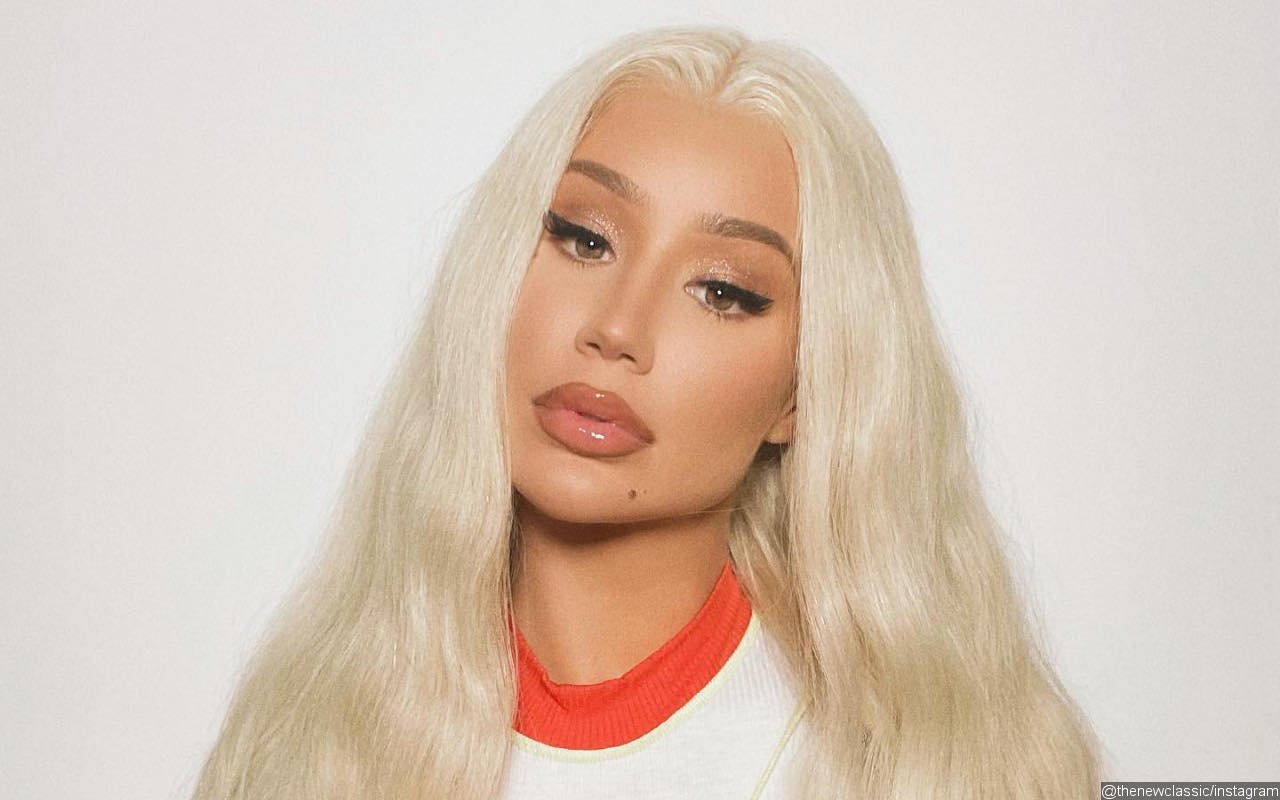 Iggy Azalea Slammed by American Airlines for Arriving Late at Airport