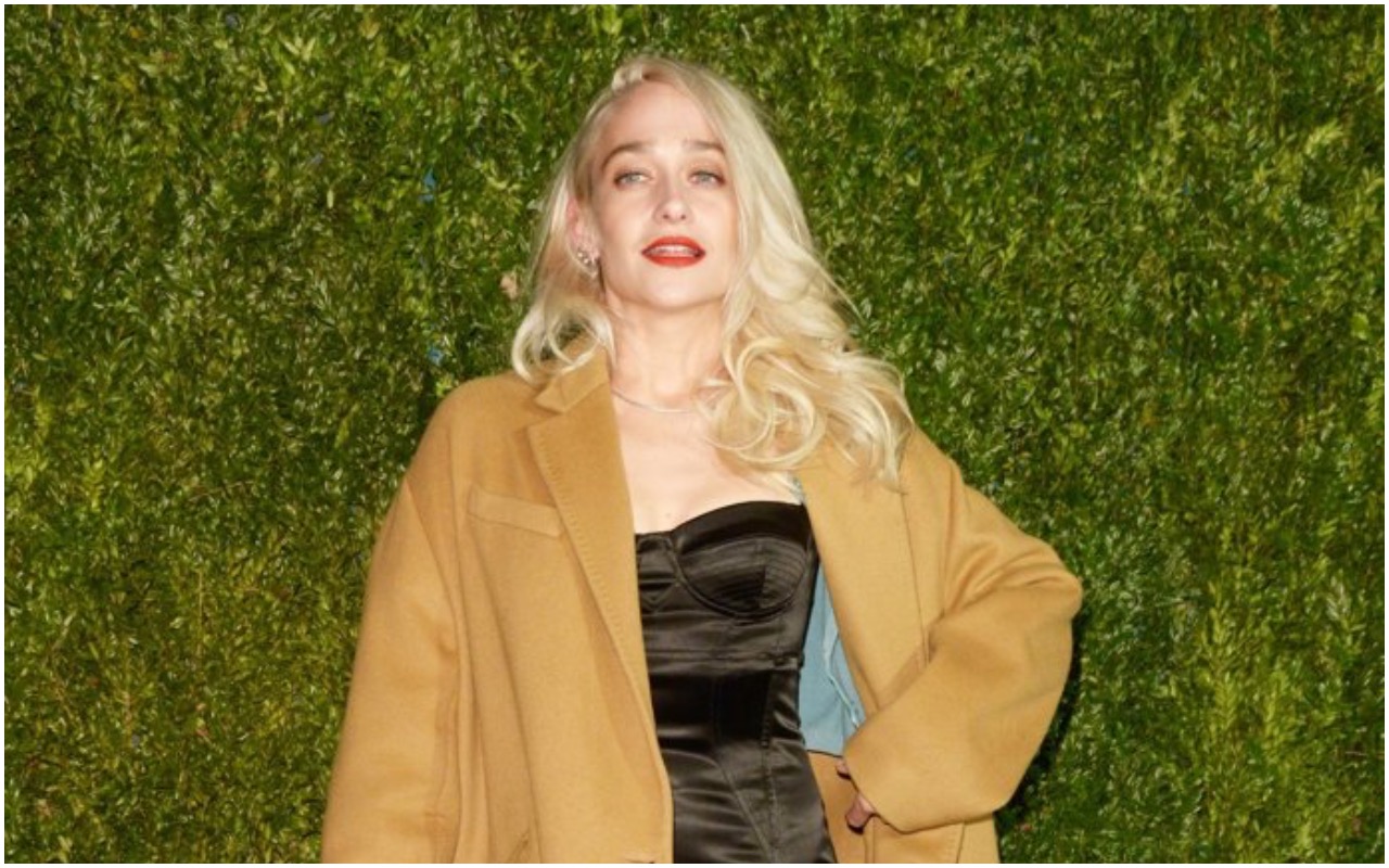 Jemima Kirke Reveals Whether She Will Use Her Divorce in Her Work - Vimarsana News
