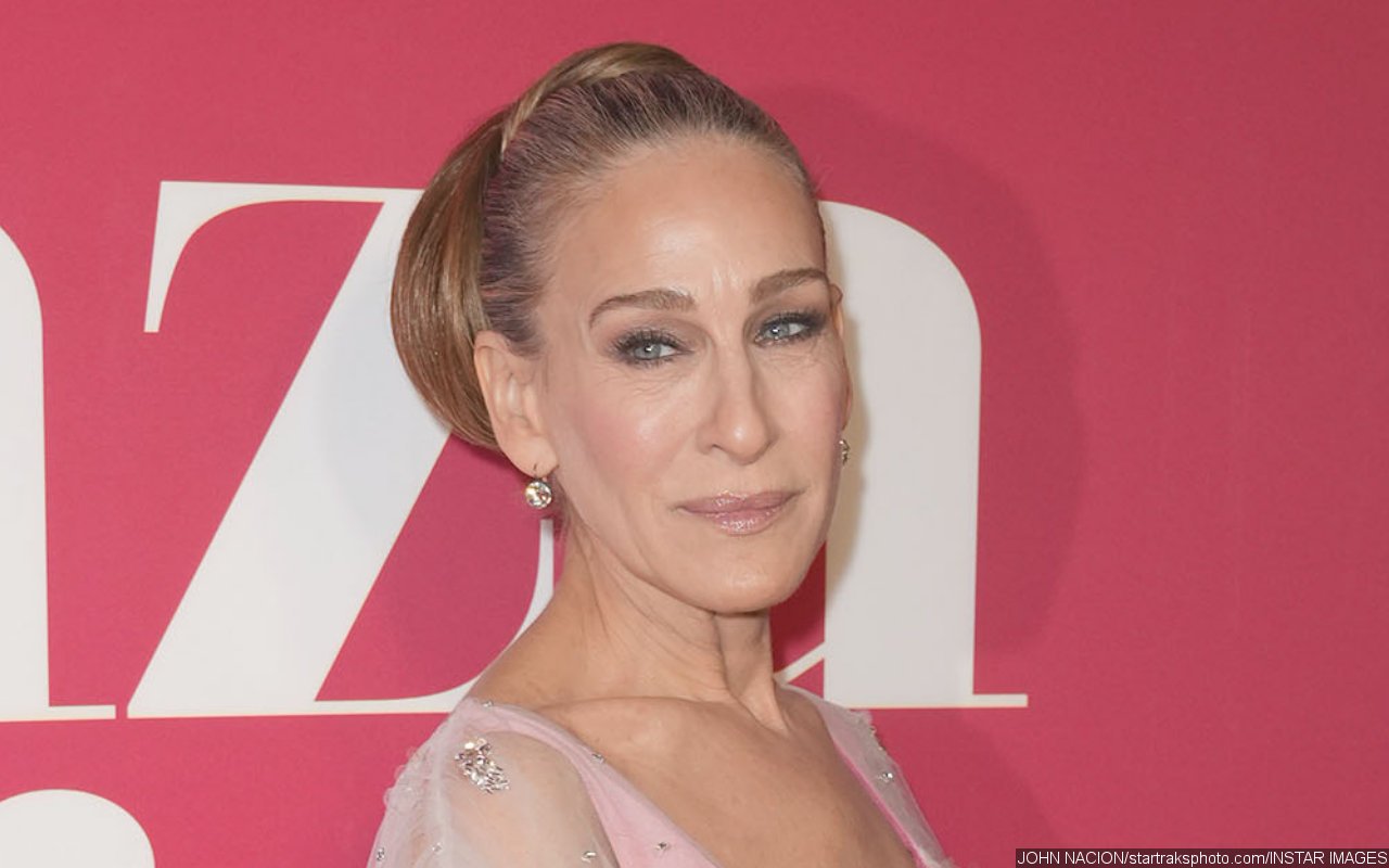 Sarah Jessica Parker Blames 'Conflicted' Relationship With IG for Being Absent on Social Media