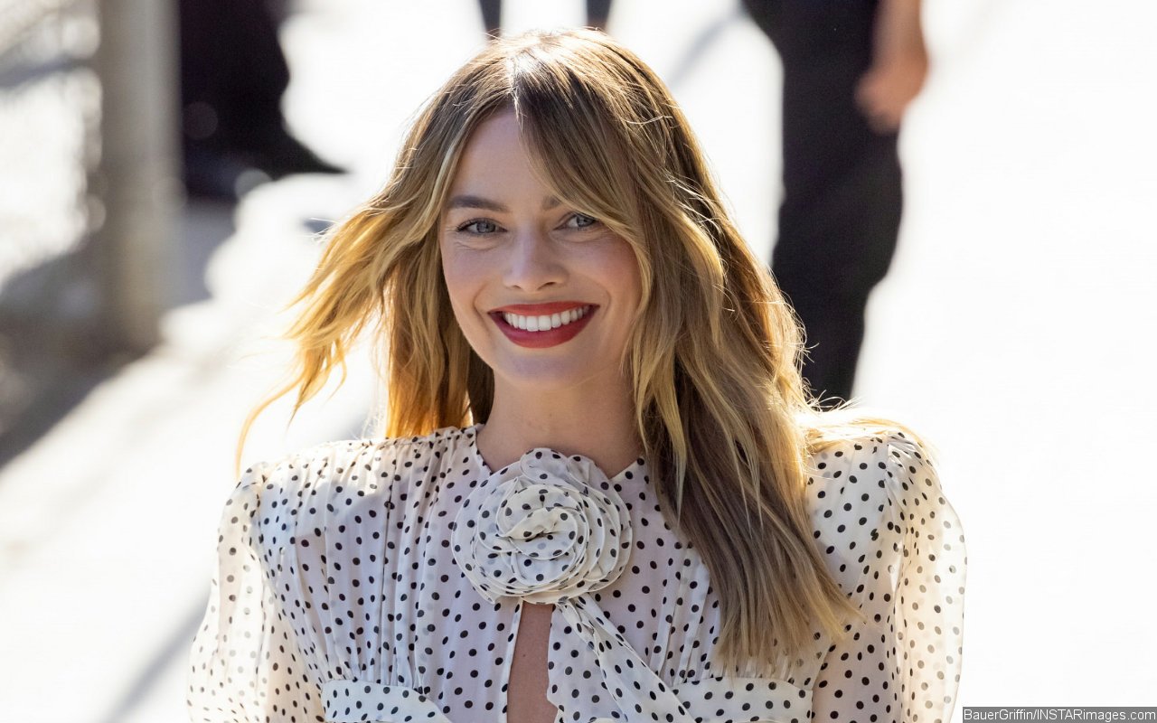 Margot Robbie Will Be Joined by Other Actress Playing Different Versions of Barbie in New Movie