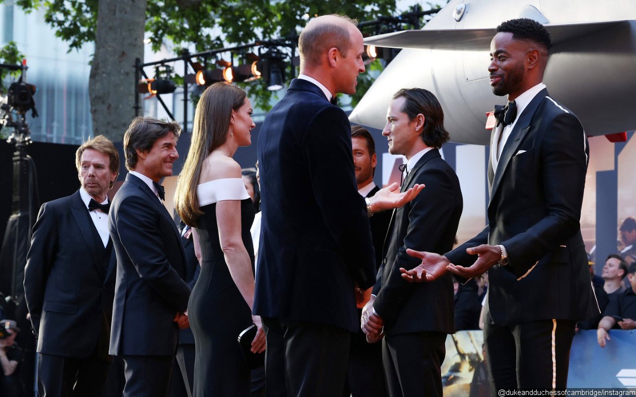 Tom Cruise Gives Kate Middleton a Hand in Front of Prince William at 'Top Gun: Maverick' Premiere